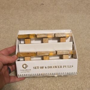 Casa Decor Gold and Tan Drawer Pulls Set
